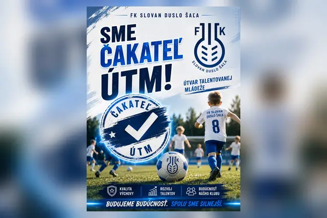 Klubová grafika s nápisom Sme čakateľ ÚTM, znakom klubu a mladými futbalistami na ihrisku